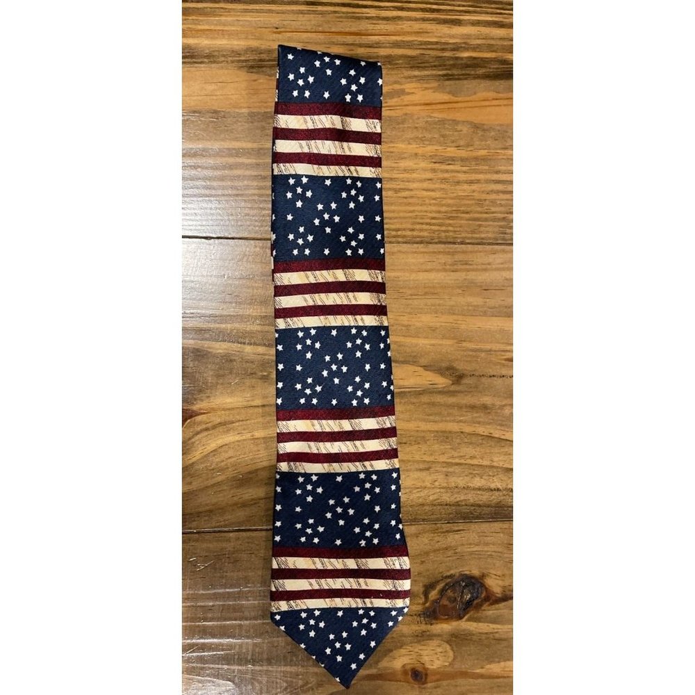 Starry Flowers of Liberty Patriotic Silk Tango Max Raab Americana Series Stripes